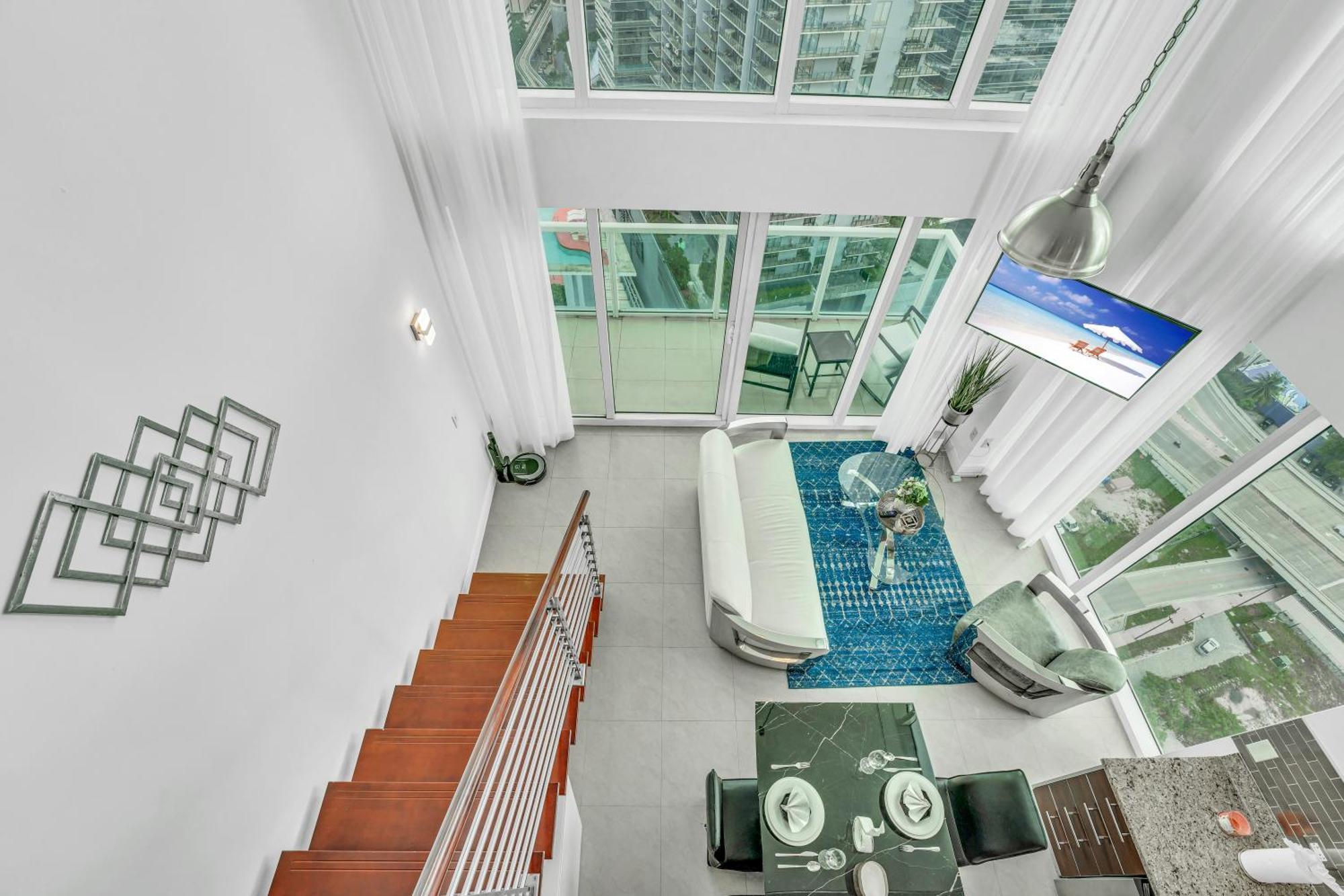 Modern 2 Story Loft 2Br With Breathtaking Views Villa Маями Екстериор снимка